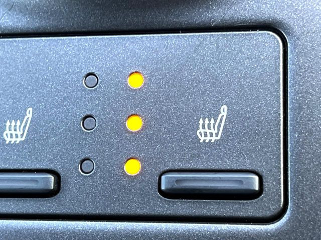 �y�V�[�g�q�[�^�[�z�������ɏd�󂷂�V�[�g�q�[�^�[!�G�A�R����葁�����܂��Ă����̂Ŋ�����̐l�����S�ł��ˁ�G�A�R���̉����͊������邩����A�Ƃ������ɂ����������߂ł��B