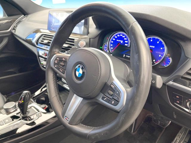 ���n���h�����̃X�������Ȃ��A���ꂢ�ȏ�Ԃ��ێ����Ă���܂��B�e�X�C�b�`���̓�����m�F�ς݂ł��B