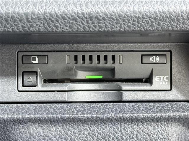 エスクァイア2.0 Gi ブラック テイラード