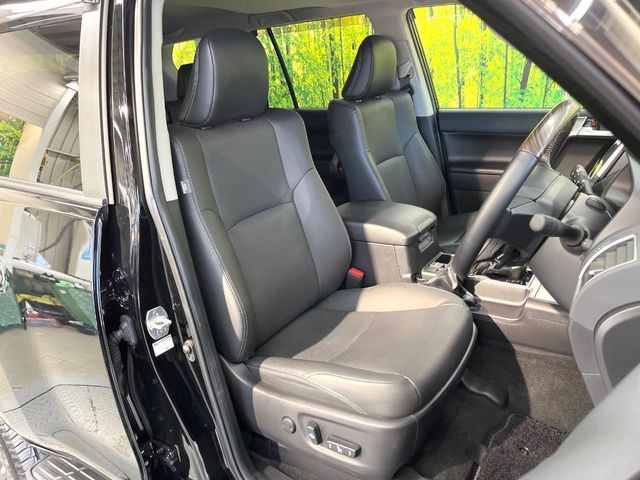 �y���烌�U�[�V�[�g�z����̂ӂ���肪�e�ՂŃ����e�i���X�����ȒP�ȁA�@�\���ɗD��鍇����v���̗p�����㎿�ȃV�[�g�ł��B����S�n���悭�A���������ӂ��S�n�ǂ��ԓ���Ԃ����o���Ă���܂��B