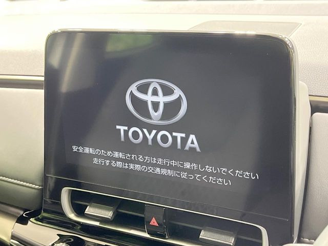 �y10.5�C���` �f�B�X�v���C�I�[�f�B�I�z���ʂ̃f�B�X�v���C��AppleCarPlay��AndroidAuto�����p�\�B�傫�ȉ�ʂŃX�}�z�i�r�A�v���������p���������܂���