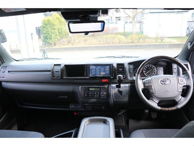 ハイエースバン2.7 スーパーGL ワイド ロング ダークプライムII ミドルルーフ 4WD