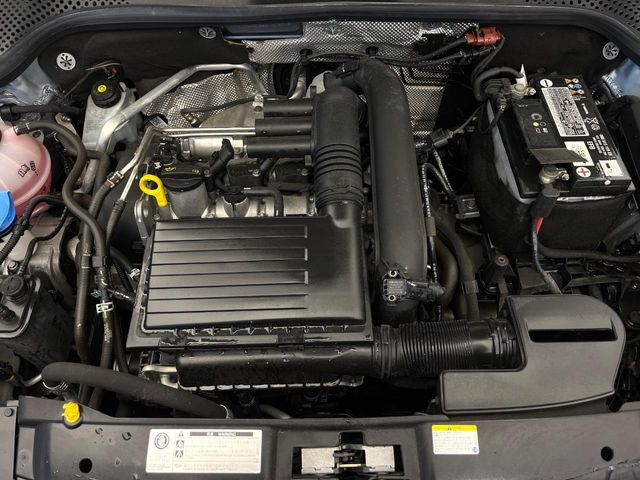 �����X�ł́A�e���[�J�[�̐�p�f�f�e�X�^�[�𓱓��B���Ǝ��i�����e�N�j�J���X�^�b�t���풓���Ă���܂��̂ŁA������̍ۂɂ����S���Ă����p���������܂��B