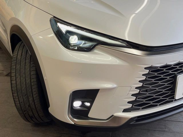 �yLED�w�b�h���C�g�z���V����ԑ��s�����ǍD�Ȏ��E���m�ۂ����S���ĉ^�]�ł��鍂�P�xLED�w�b�h���C�g�𑕔�!�_�����x�������A����d�͂��}�����Ă��܂��B