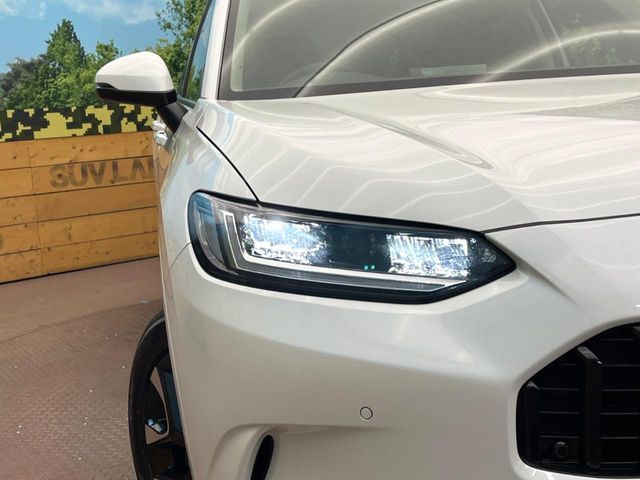 �yLED�w�b�h���C�g�z���V����ԑ��s�����ǍD�Ȏ��E���m�ۂ����S���ĉ^�]�ł��鍂�P�xLED�w�b�h���C�g�𑕔�!�_�����x�������A����d�͂��}�����Ă��܂��B