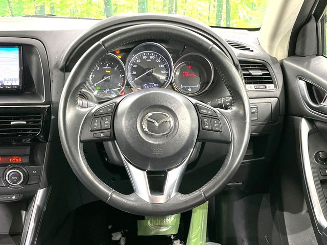 �y�����v�����X�e�A�����O�z�㎿�Ȋv���g�p���邱�ƂŁA��ɂ����������݂ƂĂ��^�]���₷���n���h���ł���