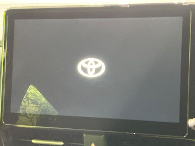 �y10.5�C���` �f�B�X�v���C�I�[�f�B�I�z���ʂ̃f�B�X�v���C��AppleCarPlay��AndroidAuto�����p�\�B�傫�ȉ�ʂŃX�}�z�i�r�A�v���������p���������܂���