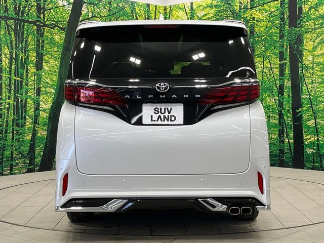 安心の最長10年・走行無制限保証(有償)をご用意。保証内容も充実はもちろん、無料点検&オイル交換や、年中無休の全国・24時間ロードサービスも付帯されておりますのでご安心下さい。