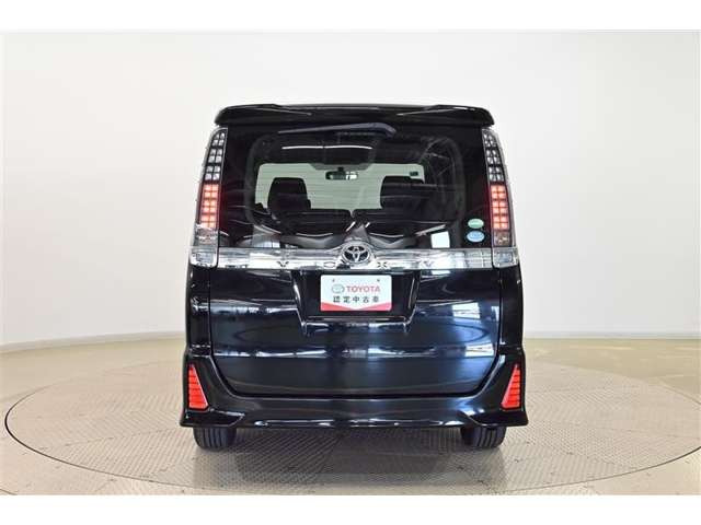 ヴォクシー2.0 ZS 煌