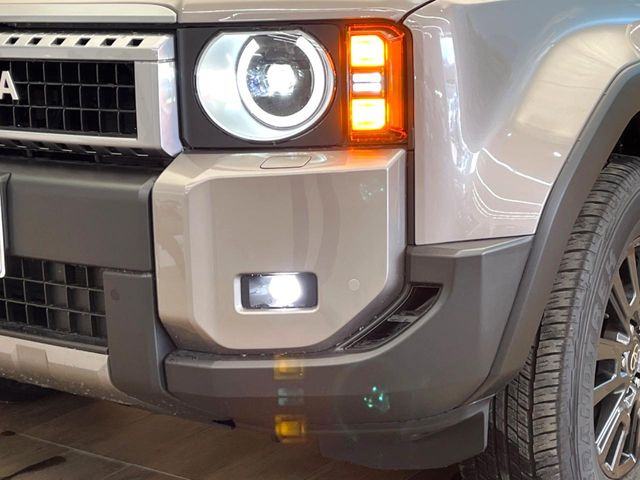 �yLED�w�b�h���C�g�z���V����ԑ��s�����ǍD�Ȏ��E���m�ۂ����S���ĉ^�]�ł��鍂�P�xLED�w�b�h���C�g�𑕔�!�_�����x�������A����d�͂��}�����Ă��܂��B