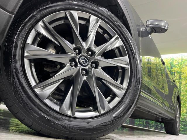 �y����19�C���`�A���~�z�C�[���z�O�ςɃ}�b�`���������A���~�z�C�[���𑕒����Ă���܂��B�e��ЊO�A���~�z�C�[����A�X�^�b�h���X�^�C�����戵�����Ă���܂��B���񂲑��k����������