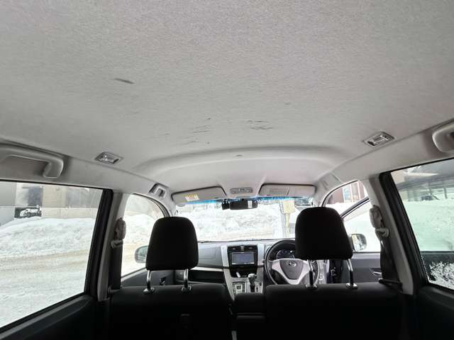 ���X�܂œ��ЃX�^�b�t���S�����߂Ĕ��������e�i���X�v���܂�!