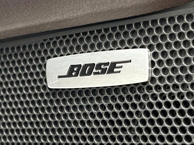 �yBOSE�T�E���h�V�X�e���t�������i�r�z�[���̃i�r�@�\�͂������A���x�ȃ`���[�j���O�\�͂����ڂ���Ă���A�������ȉ��y�����y���݂��������܂���