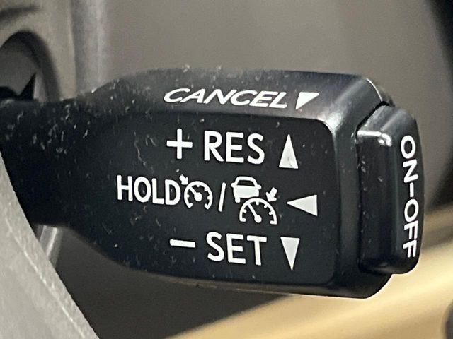 �y���[�_�[�N���[�Y�R���g���[���z�������H�ł̒��������s���y��!!�����ő��x��ۂN���[�Y�R���g���[�����A�Փˌy���V�X�e���ƘA�g���A�O���̎ԗ������m���ĎԊԂ�ۂ悤�ɑ��x���߂��Ă���܂�!!