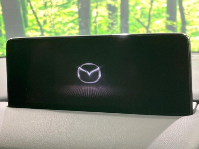 �y�}�c�_�R�l�N�g�i�r�z�ԓ��̕��͋C�Ƀ}�b�`������̌^�^�C�v�̃i�r�B�e����q�ݒ��Bluetooth�Đ����A�l�X�ȋ@�\���y���߂܂��B�����I�ȃ_�C�������삪�\�ŁA�g��������ǍD�ł��B