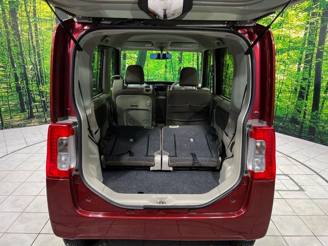 普段のお買い物や通勤、送迎等に十分な荷室スペースを確保しております。セカンドシートを倒すと、大きな荷物の積載も可能です♪