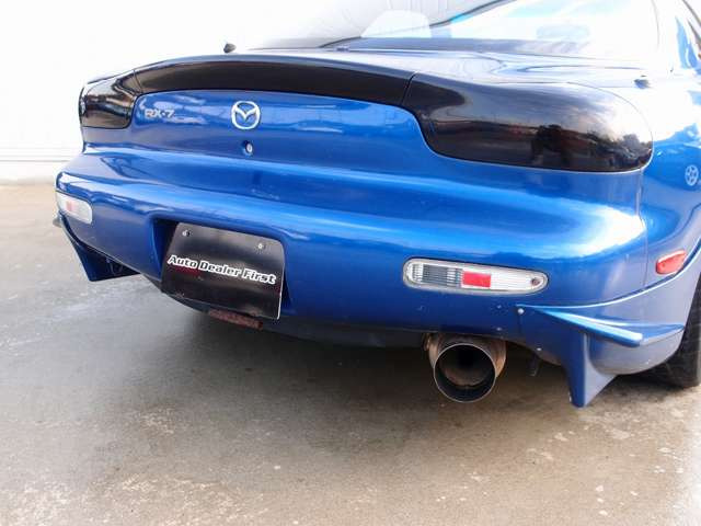 �ŏI6�^���f����RX-7������!�C�����������󏭉��l�̍������f���ƂȂ�A�O���F�͐l�C�̃C�m�Z���g�u���[�O���F�B�ԍ����AENKEI��GTC01 17AW�A�`�{�}�t���[�ȂǏ[�����������̈��