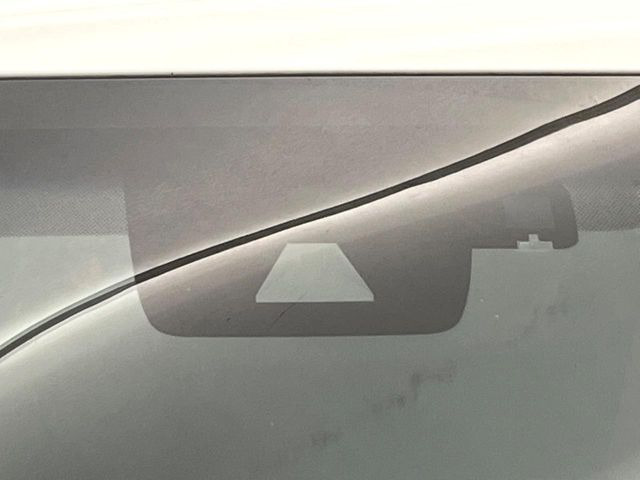 �y�v���N���b�V���Z�[�t�e�B�z�O���̎ԗ��������m���A�Փ˂������Ȏ��͌x��Œ��ӂ𑣂��A�u���[�L�𓥂ޗ͂��T�|�[�g�B�u���[�L�𓥂߂Ȃ������ꍇ�͏Փ˔�Q�y���u���[�L���쓮�A�Փˉ�����T�|�[�g���܂��B