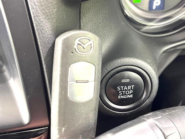 �y�A�h�o���X�g�L�[�z�J�o����|�P�b�g�ɓ��ꂽ�܂܂ł��h�A�̎{���E�������\�ȃX�}�[�g�L�[�𑕔��B�G���W���̃I���E�I�t�����J�M�����o���K�v����������Ƃ��Ă��֗��ł���