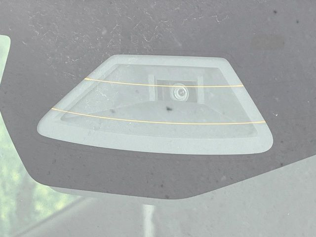 �y�X�Y�L �Z�[�t�e�B�T�|�[�g�z���s���ɑO���̎ԗ�����F�����A�Փ˂������Ȏ��͌x��ƃu���[�L�ŏՓˉ���Ɣ�Q�y�����A�V�X�g�B�����S�Ƀh���C�u�����y���݂��������܂��B