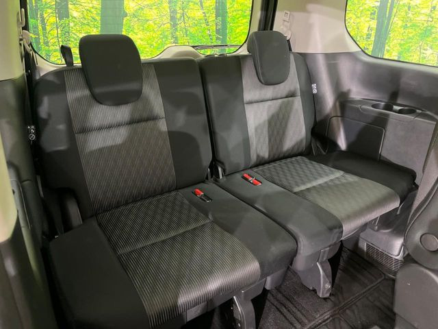 3��ڃV�[�g�͂�������ԗǍD����l�ł��������ƍ����Ē����܂��̂ŁA��l���ł̂��o���������N���N�ł��􂲉Ƒ��ŁA�C�̒m�ꂽ���ԂŁA�h���C�u�ɍs���̂��y���݂ł��ˁ�