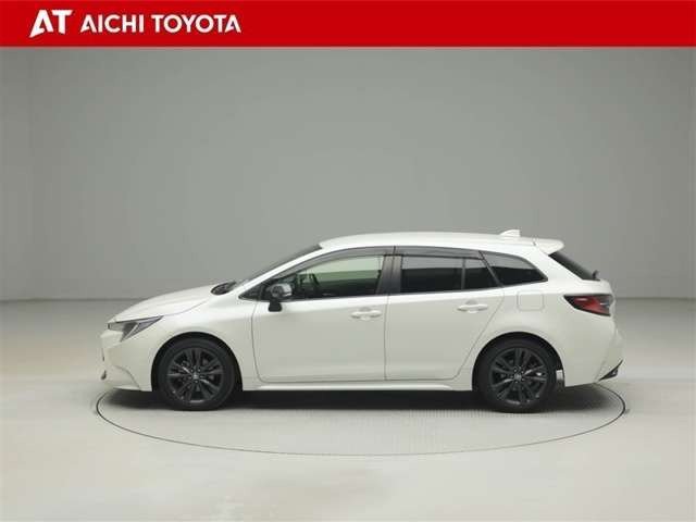 カローラツーリング1.8 ハイブリッド W×B