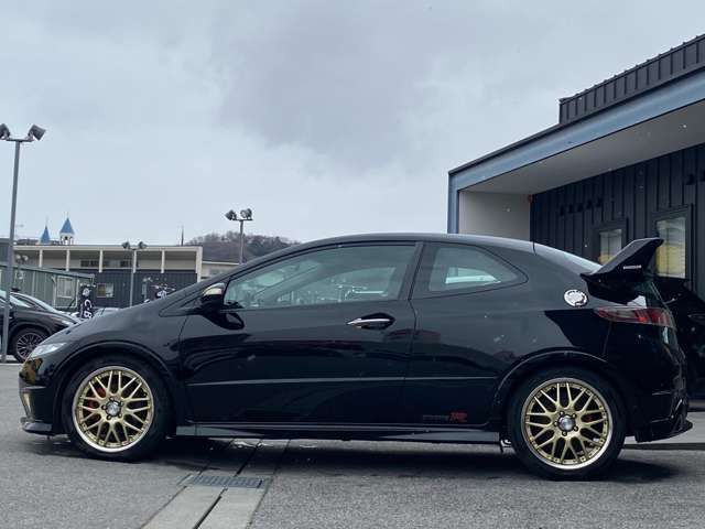 �X���[�N���X����X�͎��Ђ̑�^�����H��ƒ�g���Ă���܂�!��w����̏C���E�Ԍ����̃A�t�^�t�H���[���[���ł�!