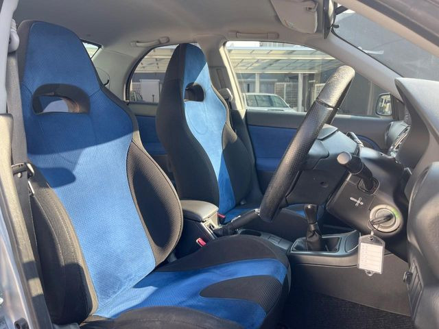 �^�]�ȃV�[�g���͎g�p�������Ȃ��A�ǍD�ȏ�ԂƂȂ��Ă��܂��B���J�Ɏg���Ă������Ƃ��悭�킩��܂��ˁB