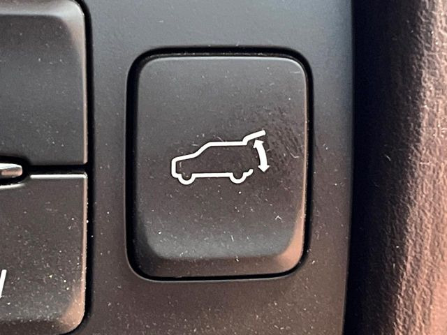 �y�p���[�o�b�N�h�A�z�X�}�[�g�L�[��^�]�Ȃ̃{�^�������������Ń��A�Q�[�g�������ŊJ���܂�!�ו��������Ă��鎞��A�����ʒu�ɂ���o�b�N�h�A��߂�ۂɕ֗��ȋ@�\�ł���