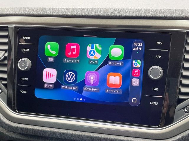 ��Apple Car Play:�X�}�z�Ƃ̗L���ڑ��ŁA�i�r�E�I�[�f�B�I�Đ��ȂǃX�}�z�̃A�v���@�\����ʂł��g����֗��@�\�ł�!