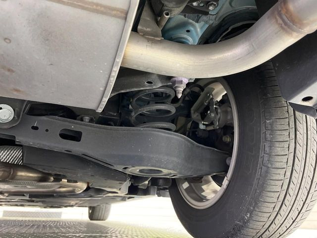 安心の最長10年・走行無制限保証(有償)をご用意。保証内容も充実はもちろん、無料点検&オイル交換や、年中無休の全国・24時間ロードサービスも付帯されておりますのでご安心下さい。