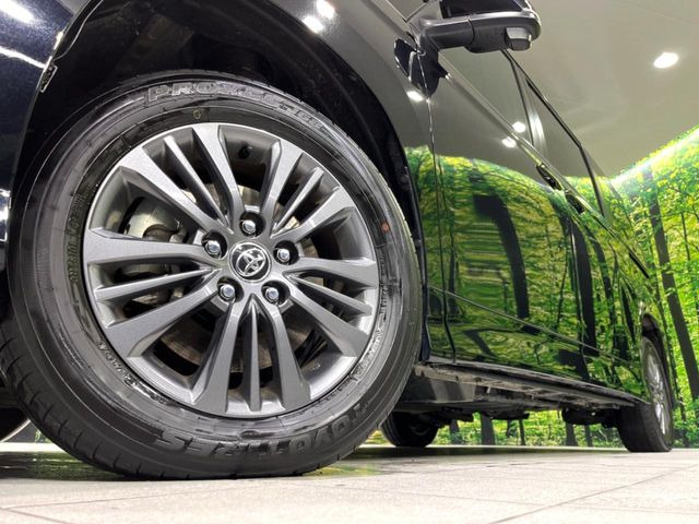 �y����16�C���`�A���~�z�C�[���z�O�ςɃ}�b�`���������A���~�z�C�[���𑕒����Ă���܂��B�e��ЊO�A���~�z�C�[����A�X�^�b�h���X�^�C�����戵�����Ă���܂��B���񂲑��k����������