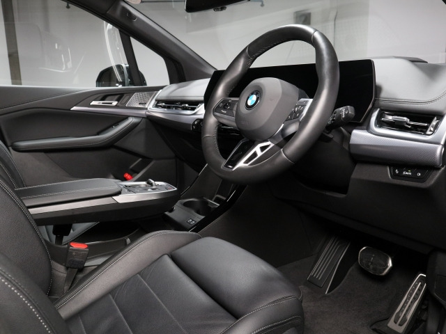 2シリーズアクティブツアラー218d