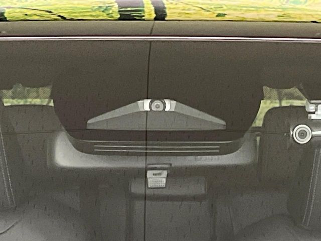 �y�g���^�Z�[�t�e�B�Z���X�z���s���ɑO���̎ԗ�����F�����A�Փ˂������Ȏ��͌x��ƃu���[�L�ŏՓˉ���Ɣ�Q�y�����A�V�X�g�B�����S�Ƀh���C�u�����y���݂��������܂��B