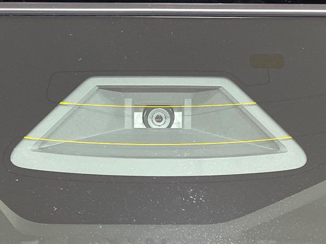 【スズキ セーフティサポート】走行中に前方の車両等を認識し、衝突しそうな時は警報とブレーキで衝突回避と被害軽減をアシスト。より安全にドライブをお楽しみいただけます。