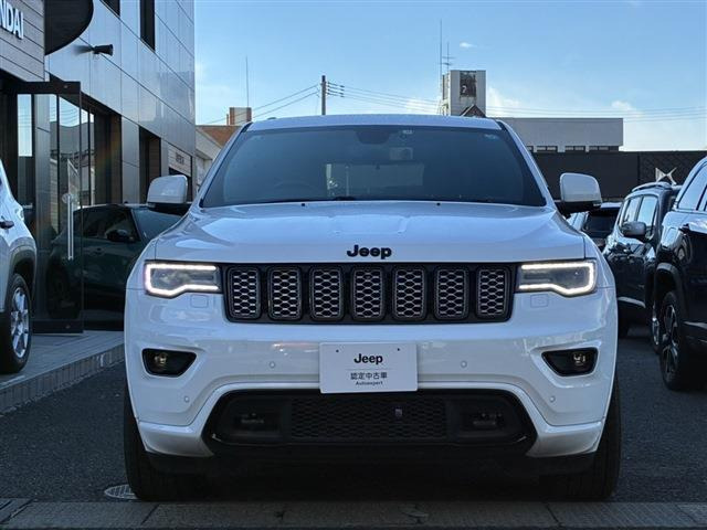 グランドチェロキーアルティテュード 4WD