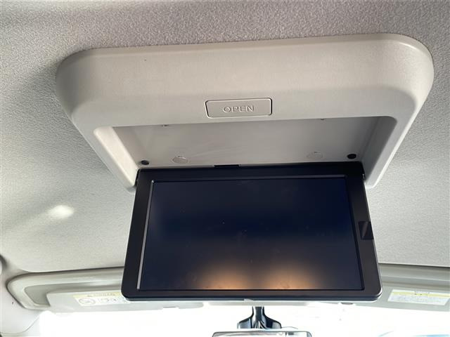 セレナ1.2 e-POWER ハイウェイスターV