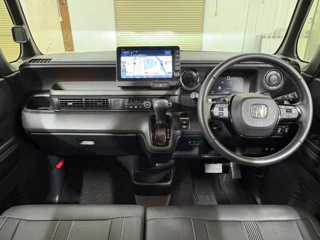 N-BOXカスタムターボ コーディネートスタイル モノトーン