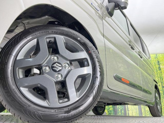 �y�����A���~�z�C�[���z�O�ςɃ}�b�`���������A���~�z�C�[���𑕒����Ă���܂��B�e��ЊO�A���~�z�C�[����A�X�^�b�h���X�^�C�����戵�����Ă���܂��B���񂲑��k����������