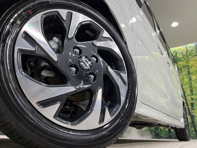 【純正15インチアルミホイール】外観にマッチした純正アルミホイールを装着しております。各種社外アルミホイールや、スタッドレスタイヤも取扱いしております。是非ご相談ください♪