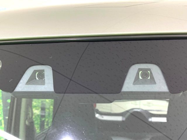 �y�X�Y�L �Z�[�t�e�B�T�|�[�g�z���s���ɑO���̎ԗ�����F�����A�Փ˂������Ȏ��͌x��ƃu���[�L�ŏՓˉ���Ɣ�Q�y�����A�V�X�g�B�����S�Ƀh���C�u�����y���݂��������܂��B