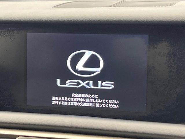 �y���[�J�[�����i�r�z�C���e���A�ɗn�����ރX�^�C���b�V���ȁu��p�݌v�v���[�J�[�i�r�𑕔��􎋔F���⑀�쐫�ȂǊ�{���\�ɂ��D��A���㎿�ȃJ�[���C�t�����y���݂��������܂��B