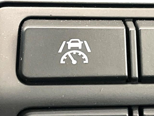 �y���[�_�[�N���[�Y�R���g���[���z�������H�ł̒��������s���y��!!�����ő��x��ۂN���[�Y�R���g���[�����A�Փˌy���V�X�e���ƘA�g���A�O���̎ԗ������m���ĎԊԂ�ۂ悤�ɑ��x���߂��Ă���܂�!!