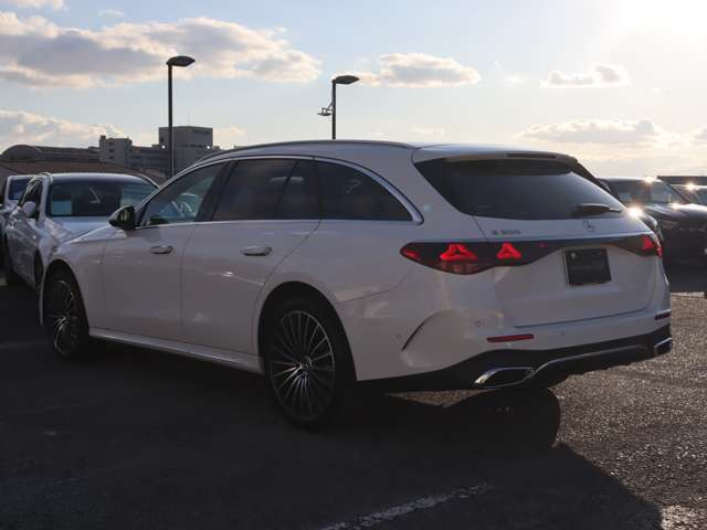 EクラスワゴンE300 エクスクルーシブ AMGラインパッケージ (ISG)