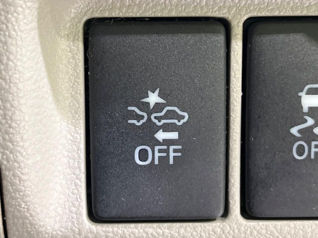 �y�X�}�[�g�A�V�X�g�z���s���ɑO���̎ԗ�����F�����A�Փ˂������Ȏ��͌x��ƃu���[�L�ŏՓˉ���Ɣ�Q�y�����A�V�X�g�B�����S�Ƀh���C�u�����y���݂��������܂��B