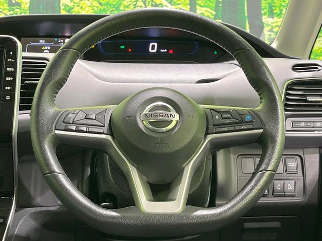 �y�����v�����X�e�A�����O�z�㎿�Ȋv���g�p���邱�ƂŁA��ɂ����������݂ƂĂ��^�]���₷���n���h���ł���