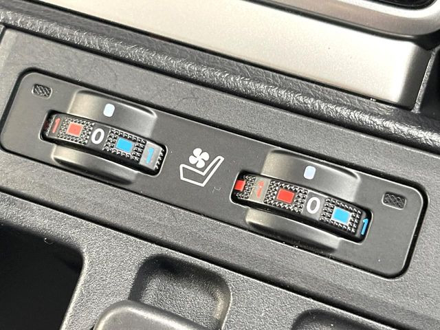 �y�V�[�g�q�[�^�[�z�������ɏd�󂷂�V�[�g�q�[�^�[!�G�A�R����葁�����܂��Ă����̂Ŋ�����̐l�����S�ł��ˁ�G�A�R���̉����͊������邩����A�Ƃ������ɂ����������߂ł��B