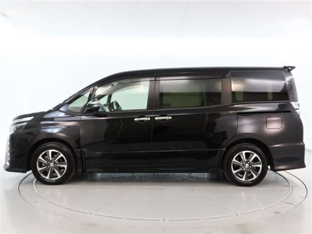 ヴォクシー2.0 ZS 煌III