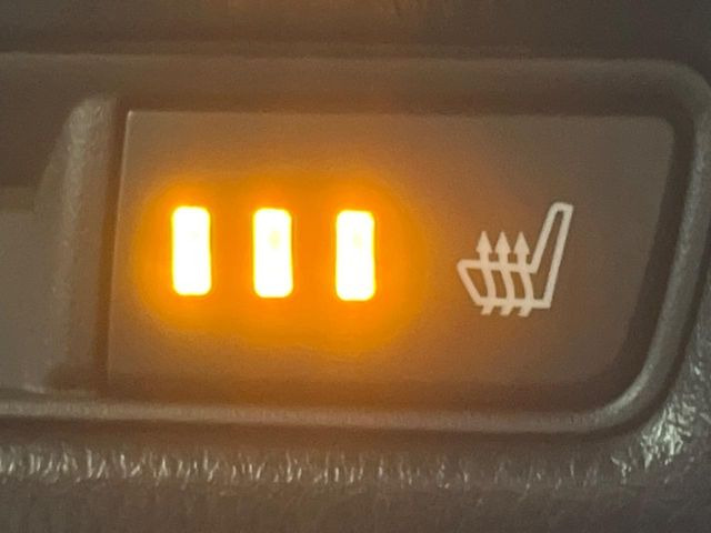 �y�V�[�g�q�[�^�[�z�������ɏd�󂷂�V�[�g�q�[�^�[!�G�A�R����葁�����܂��Ă����̂Ŋ�����̐l�����S�ł��ˁ�G�A�R���̉����͊������邩����A�Ƃ������ɂ����������߂ł��B