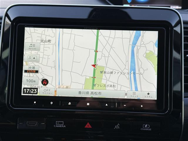 セレナ1.2 e-POWER ハイウェイスターV アーバンクロム